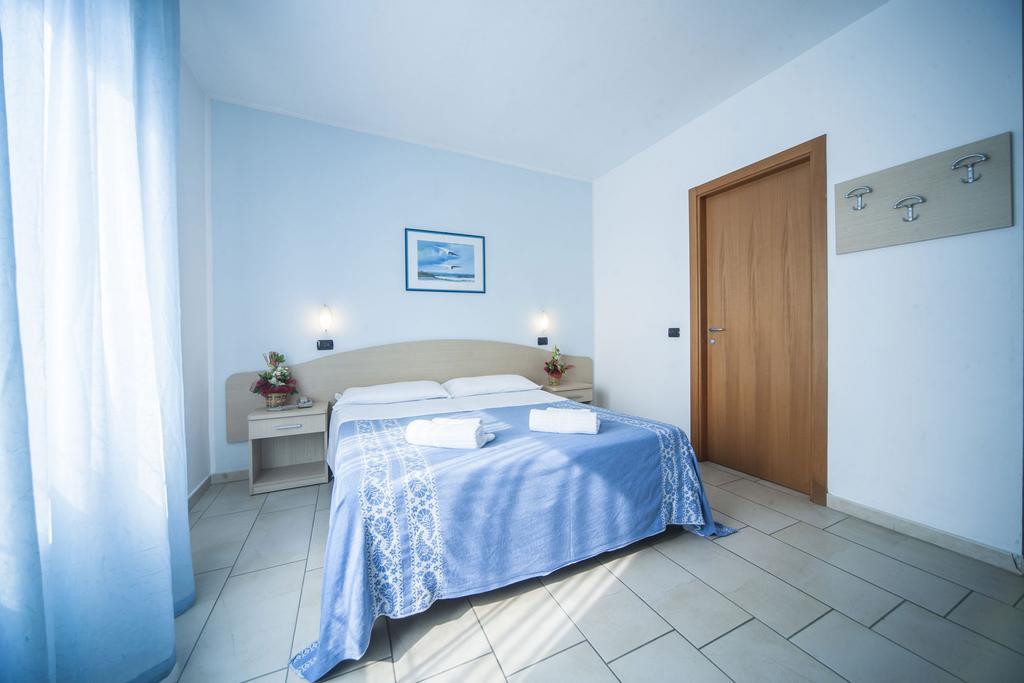 Hotel Marilonda リミニ エクステリア 写真